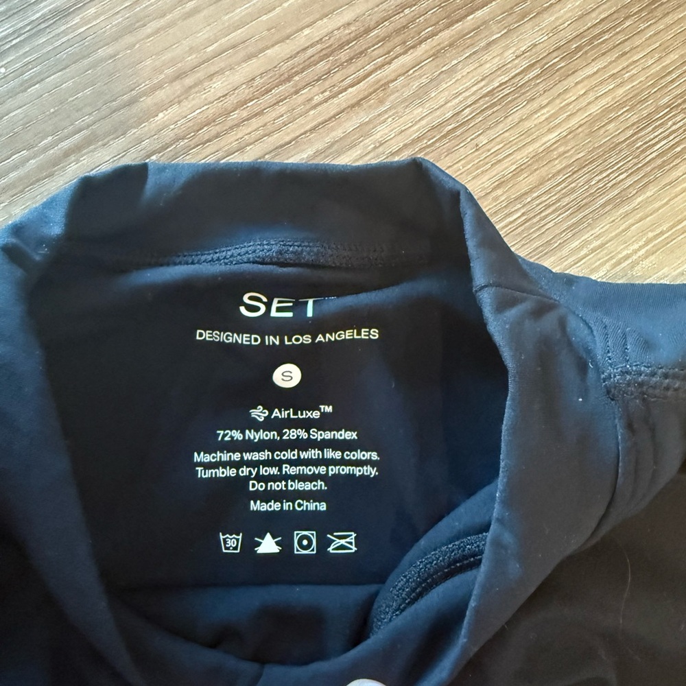 SET Black Athletic Top